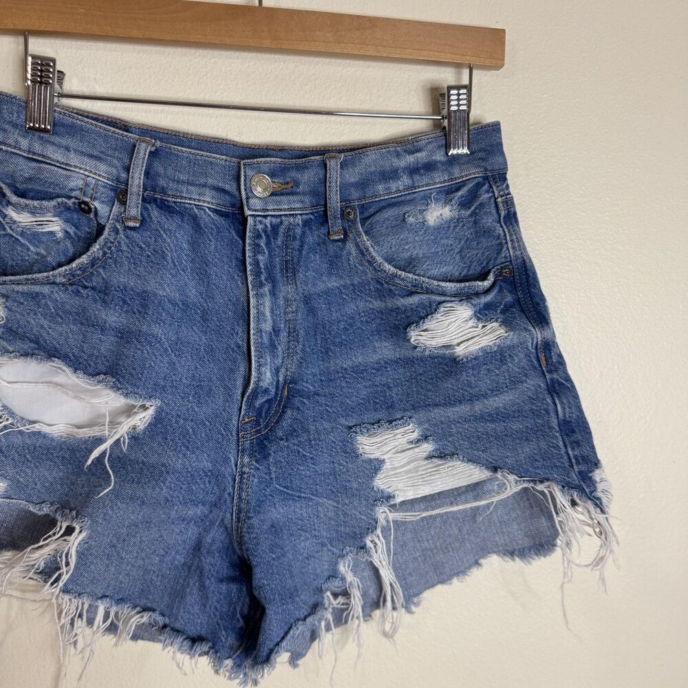 American Eagle Shorts Womens 6 Blue High Rise Distressed Denim Cutoff Frayed - Picture 3 of 9